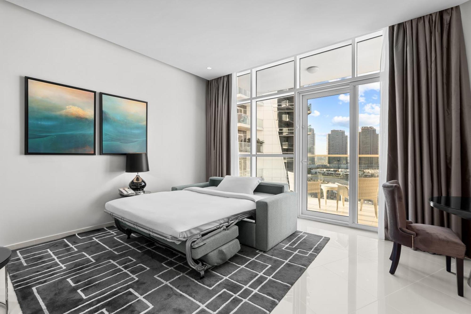 Radisson Dubai Damac Hills Hotel Eksteriør billede
