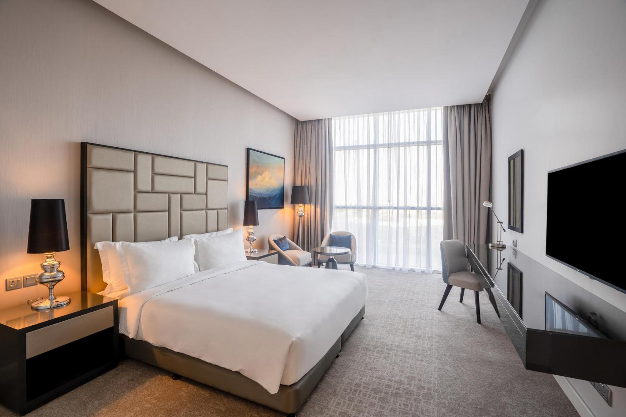 Radisson Dubai Damac Hills Hotel Eksteriør billede